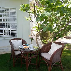  Villa Au Bout Du Jardin